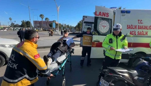 Samsun&rsquo;da devrilen motosikletin s&uuml;r&uuml;c&uuml;s&uuml; yaralandı
