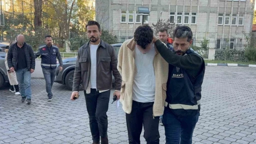 Samsun’da genç kızın 4’üncü kattan atlayıp ölmesiyle ilgili 4 kişi adliyeye sevk edildi
