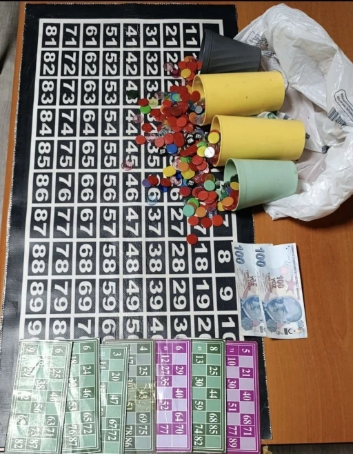 Samsun&rsquo;da kahvehanelere kumar baskını: 35 kişiye 406 bin TL ceza
