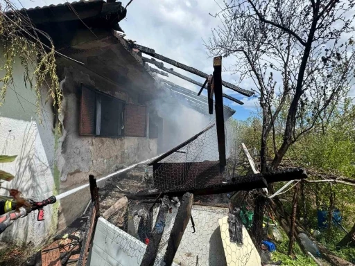 Samsun&rsquo;da korkutan ev yangını
