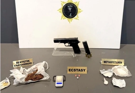 Samsun&rsquo;da narkotik operasyonu: 10 kişi yakalandı
