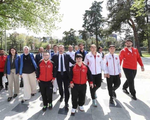 Samsun&rsquo;da "Bug&uuml;n&uuml;n Gen&ccedil;leri, Geleceğin Y&ouml;neticileri" etkinliği
