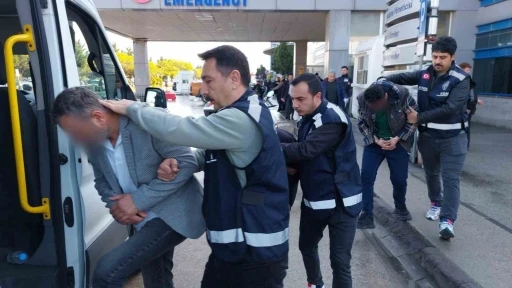 Samsun’da silah kaçakçılığı operasyonu zanlıları adliyede
