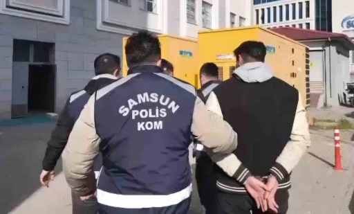 Samsun’da silah operasyonunda 2 gözaltı
