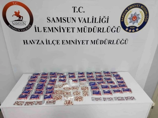 Samsun&rsquo;da uyuşturucu operasyonu: 3 bin 359 adet hap ele ge&ccedil;irildi

