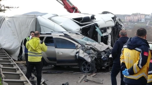 Samsun&rsquo;un ocak ayı trafik kaza bilan&ccedil;osu: 9 &ouml;l&uuml;, 604 yaralı
