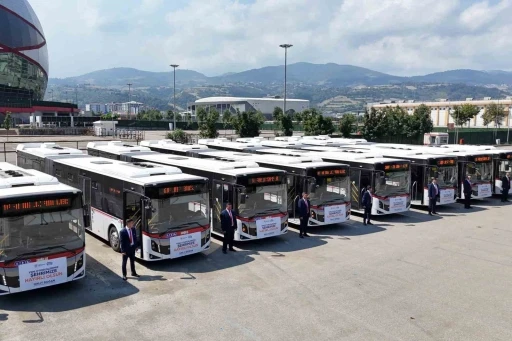 Samsun’un ulaşım filosuna 10 körüklü otobüs katıldı
