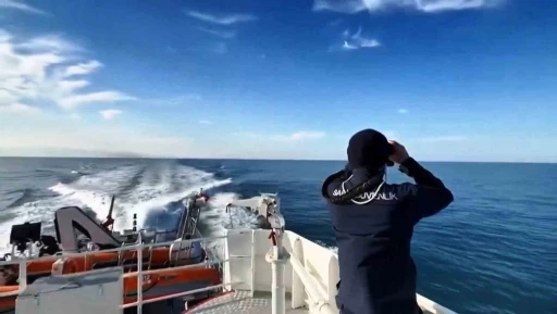 Samsun Valisi Tavlı’dan jandarma, polis ve sahil güvenlik personeline telsizden bayram kutlaması
