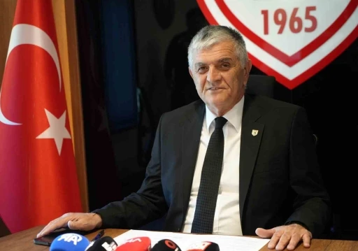 Samsunspor Basın S&ouml;zc&uuml;s&uuml; Suat &Ccedil;akır: "Hak ve adalet arıyoruz"
