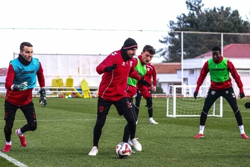 Samsunspor&rsquo;da, Gen&ccedil;lerbirliği ma&ccedil;ının hazırlıkları başladı

