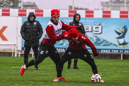 Samsunspor, Gaziantep FK engelini 3 puanla ge&ccedil;mek istiyor
