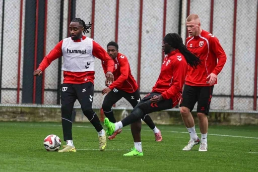 Samsunspor, Konyaspor ma&ccedil;ı hazırlıklarına başladı
