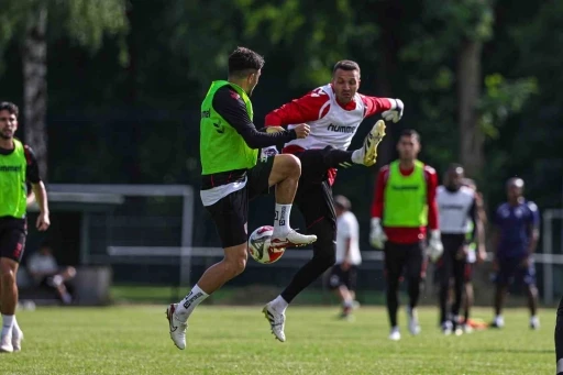 Samsunspor, yeni sezona Hollanda’da hazırlanıyor
