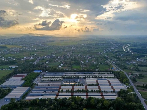 SAM&Uuml;, 7 alanda ilk 20 &uuml;niversite arasında yer aldı
