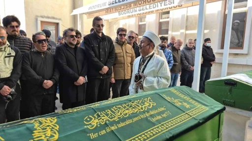 Sanatçı Tanyeli Gözyaşlarıyla Son Yolculuğuna Uğurlandı