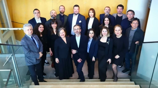 Sanayicilerden İzmir Ekonomi&rsquo;ye 5 &ouml;d&uuml;l
