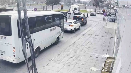 Sancaktepe&rsquo;de feci kaza: Tırın altında kalan kadın hayatını kaybetti
