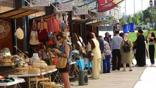 Sancaktepe&rsquo;de "Kadın ve Yaşam Festivali" kapılarını a&ccedil;tı
