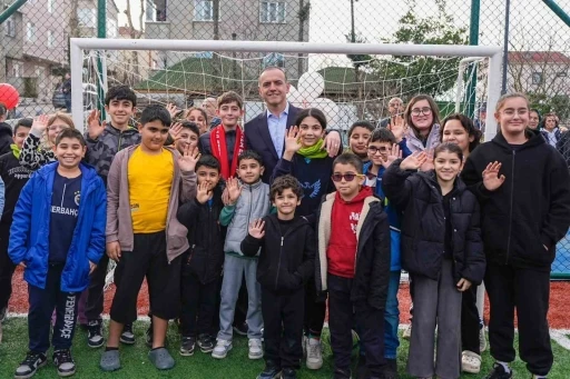 Sancaktepe&rsquo;de Yaşar Kemal Y&uuml;r&uuml;y&uuml;ş Yolu ve Spor Alanı hizmete a&ccedil;ıldı
