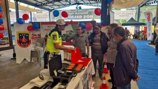 Sandıklı’da jandarmadan trafik eğitimi
