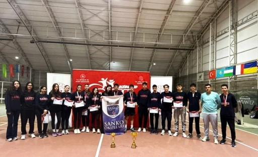 SANKO Okulları&rsquo;nın tenis başarısı

