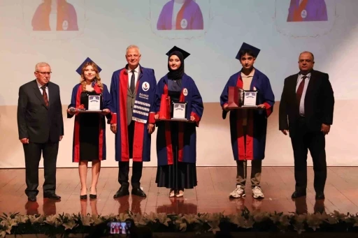SANKO &Uuml;niversitesi&rsquo;nde mezuniyet heyecanı
