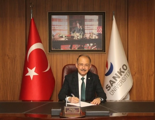 SANKO &Uuml;niversitesi Rekt&ouml;r&uuml; Prof. Dr. Dağlı: "23 Nisan millet iradesinin hakimiyetinin ilan edildiği tarihi bir g&uuml;n"
