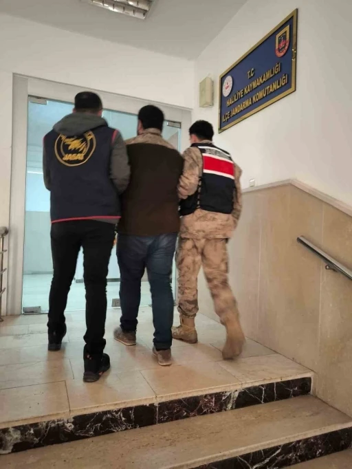 Şanlıurfa&rsquo;da 25 yıl hapis cezası bulunan firari yakalandı

