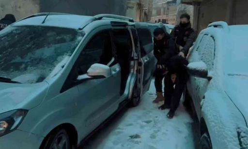 Şanlıurfa&rsquo;da DEAŞ operasyonu: 8 tutuklama
