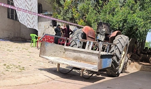 Şanlıurfa’da feci olay: Traktörü hareket ettiren 2 yaşındaki çocuk, 1 yaşındaki kuzenini ezdi

