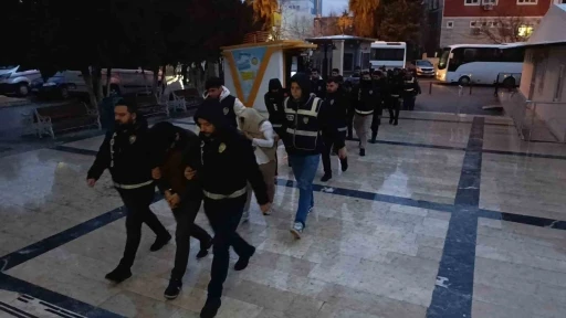 Şanlıurfa&rsquo;da fuhuş operasyonu: 27 tutuklama

