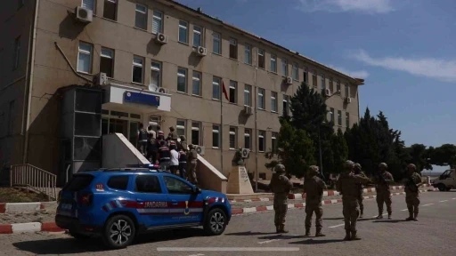 Şanlıurfa&rsquo;da g&ouml;&ccedil;men ka&ccedil;ak&ccedil;ılığı operasyonu: 18 tutuklama
