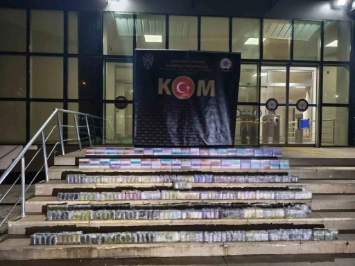 Şanlıurfa&rsquo;da ka&ccedil;ak&ccedil;ılık operasyonunda 1 milyon 200 bin TL değerinde elektronik sigara ele ge&ccedil;irildi
