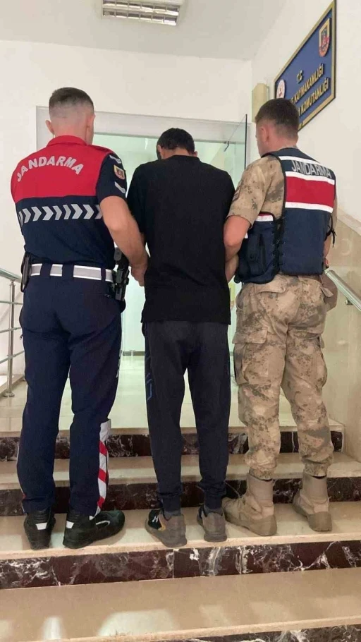 Şanlıurfa&rsquo;da kesinleşmiş hapis cezası bulunan 2 h&uuml;k&uuml;ml&uuml; yakalandı
