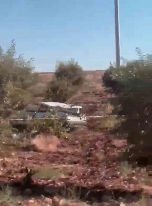 Şanlıurfa&rsquo;da otomobil tarlaya u&ccedil;tu: 1 &ouml;l&uuml;, 1 yaralı
