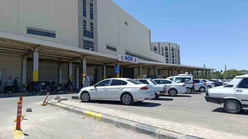Şanlıurfa&rsquo;da sağlık &ccedil;alışanı darp edildi

