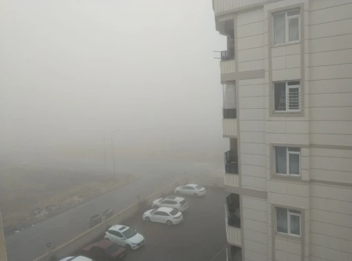 Şanlıurfa&rsquo;da sis bulutu etkili oldu
