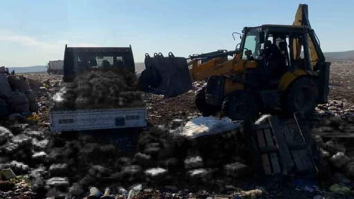 Şanlıurfa&rsquo;da tarihi ge&ccedil;miş 8 bin şişe meşrubat ele ge&ccedil;irildi
