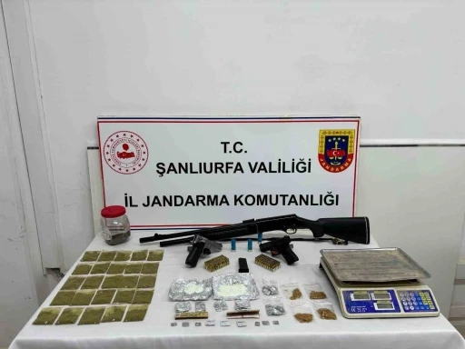 Şanlıurfa&rsquo;da uyuşturucu operasyonunda 2 g&ouml;zaltı
