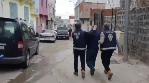 Şanlıurfa DEAŞ ter&ouml;r &ouml;rg&uuml;t&uuml;ne operasyon: 36 g&ouml;zaltı
