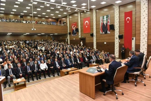 Şanlıurfa Valisi Hasan Şıldak okul müdürleriyle buluştu
