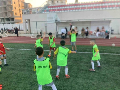 Sarıgöl Akademi Spor Kulübü faaliyetlerine başladı
