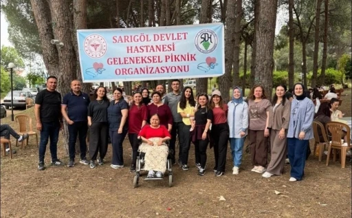 Sarıg&ouml;l Devlet Hastanesi personeli piknikte moral depoladı
