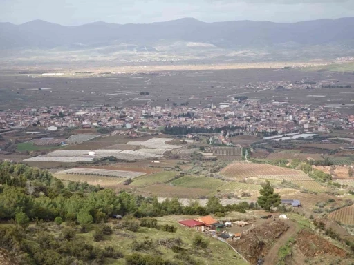 Sarıg&ouml;l Ovası gelinliğini &ccedil;ıkardı
