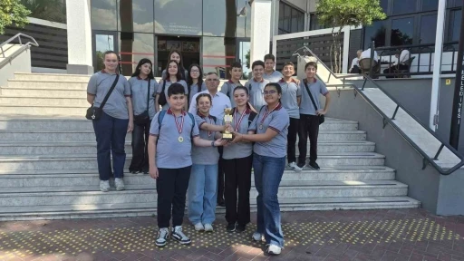 Sarıg&ouml;l Şehit Esin Akay Ortaokulu Manisa &uuml;&ccedil;&uuml;nc&uuml;s&uuml; oldu
