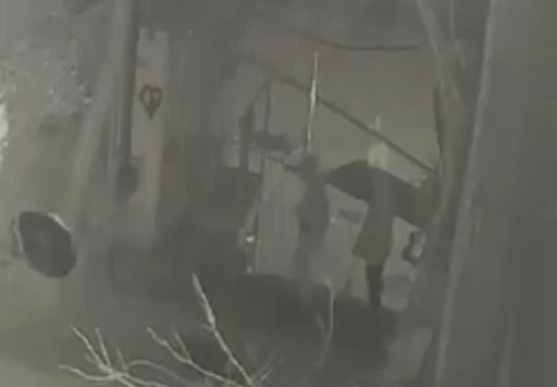 Sarıyer&rsquo;de alkoll&uuml; şahıslar keşif yaptıkları iş yerine silahla ateş a&ccedil;tı
