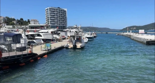 Sarıyer&rsquo;de boğulma tehlikesi ge&ccedil;iren &ccedil;ocuk hastaneye kaldırıldı
