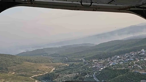 Saruhanlı’daki orman yangınında alevlerin ilerlemesi büyük ölçüde durduruldu
