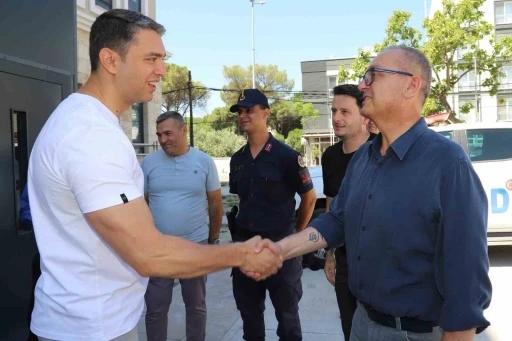 Saruhanlı Kaymakamı Murat Acar g&ouml;zyaşları ve dualarla uğurlandı
