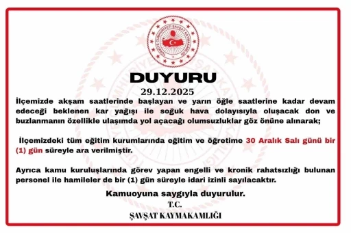 Şavşat&rsquo;ta kar yağışı nedeniyle eğitime 1 g&uuml;n ara verildi
